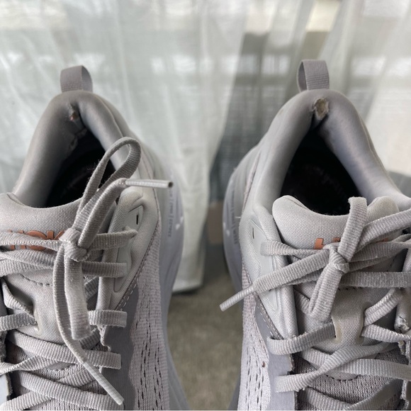 Hoka One One Bondi 8 Shoes Womens Size 9 B Gray Pink Running Sneakers NO INSOLES - Picture 3 of 8